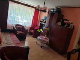 apartament-3-camere-in-cetate-1