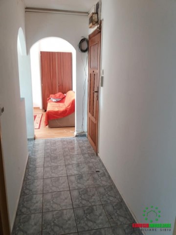 apartament-2-camere-de-inchiriat-in-sibiu-zona-vasile-aron-4