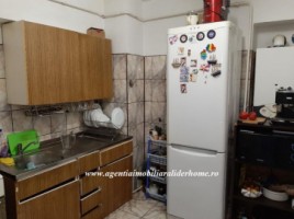 apartament-4-camere-piata-mare-8