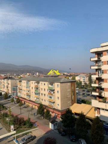 apartament-cu-3-camere-decomandate-m-uri-1