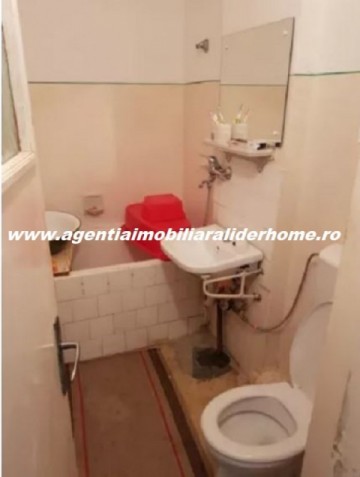 apartament-3-camere-decomandat-zona-centrala-4