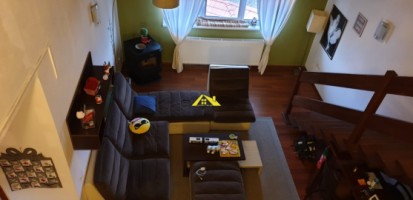 apartament-4-camere-cu-scara-interioara-si-garaj-in-centru