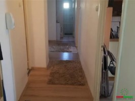 apartament-4-camere-decomandat-zona-mihai-viteazu-1