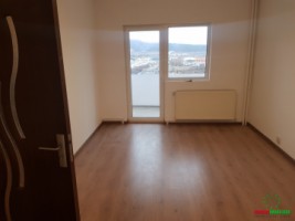 apartament-2-camere-complet-decomandat-zona-vasile-aaron