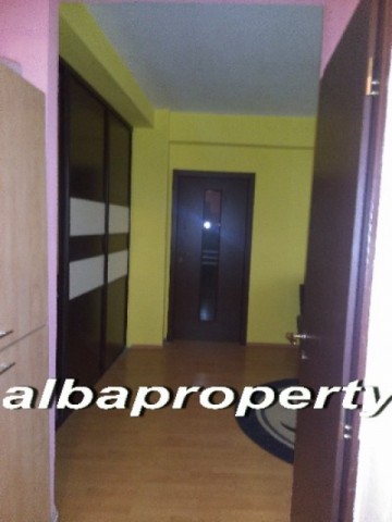 apartament-cu-4-camere-decomandat-pivnita-2