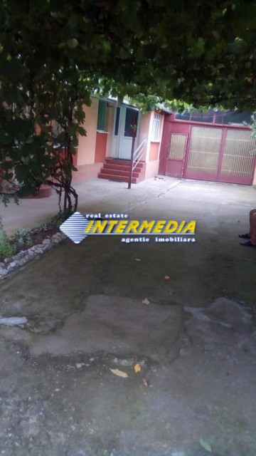 casa-de-vanzare-3-camere-renovata-in-galtiu-3