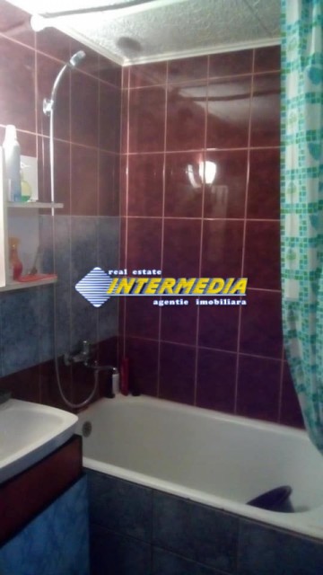 casa-de-vanzare-3-camere-renovata-in-galtiu-8