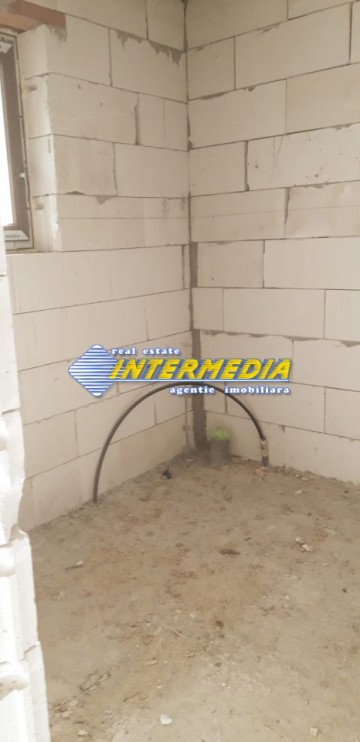 casa-noua-cu-4-camere-si-living-de-vanzare-in-zona-alba-micesti-2