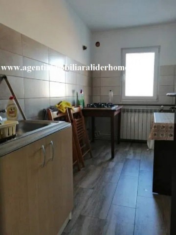 apartament-cu-4-camere-decomandat-zona-imparat-traian-6