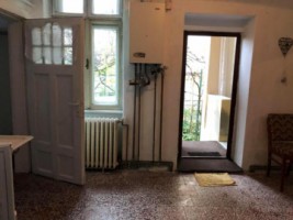 vand-in-centru-vechi-casa-in-asociatie-2-camere-70-mp-utili-6