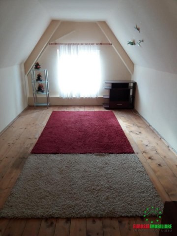 casa-cu-curte-si-gradina-de-vanzare-in-localitatea-cristian-sibiu-4