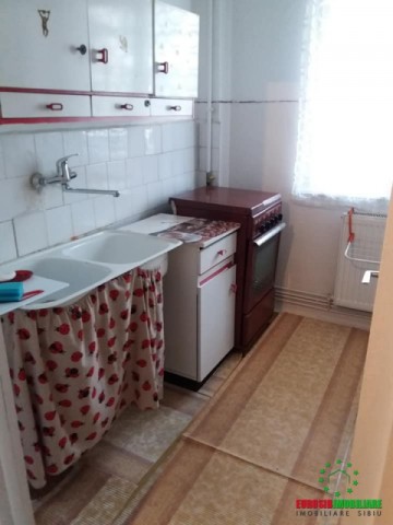 apartament-modest-2-camere-de-inchiriat-in-sibiu-zona-siretului-6