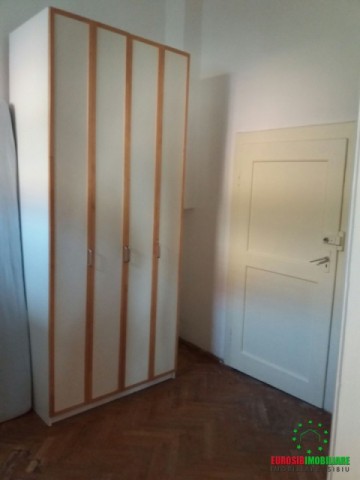 casa-cu-3-apartamente-de-vanzare-in-sibiu-zona-piata-cluj-4