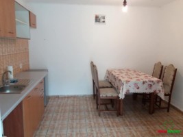 casa-cu-3-apartamente-de-inchiriat-in-sibiu-zona-lupeni-pretabil-cazare-muncitori-4