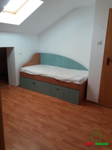 casa-cu-3-apartamente-de-inchiriat-in-sibiu-zona-lupeni-pretabil-cazare-muncitori-6