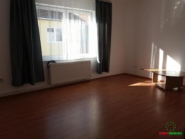 casa-cu-3-apartamente-de-inchiriat-in-sibiu-zona-lupeni-pretabil-cazare-muncitori-8