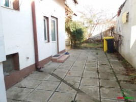 casa-cu-3-apartamente-de-inchiriat-in-sibiu-zona-lupeni-pretabil-cazare-muncitori-13