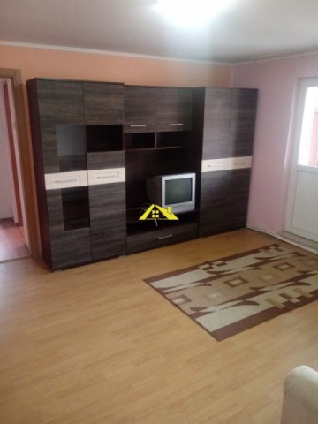 apartament-2-camere-zona-cetate-piata-9