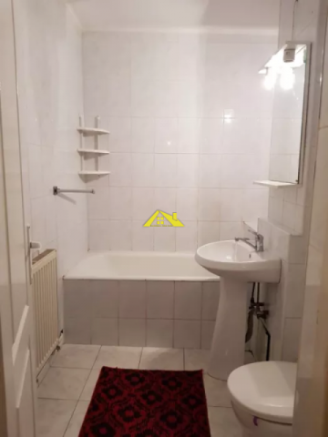 apartament-2-camere-zona-piata-1