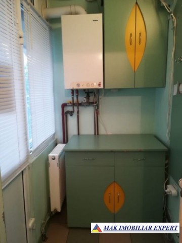 spatiu-comercial-25-mp-campulung-9