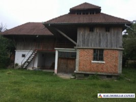 vila-5-camere-cu-teren-15000-mp-in-vladesti-arges-proprietate-unica-pentru-familie-si-investitie-1