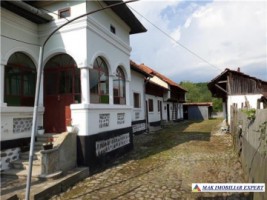 casa-12-camere-teren-2800-mp-aninoasa-4