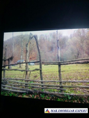 teren-extravilan-1400-mp-de-vanzare-in-albestii-de-muscel-candesti-arges-1