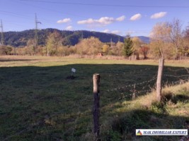 teren-intravilan-2100-mp-de-vanzare-leresti-arges-3