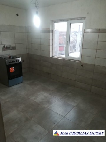 spatiu-comercial-125-mp-campulung-7