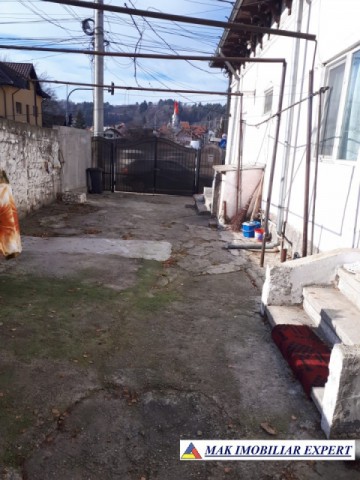 gasca-zurli-nu-mai-vinde-9