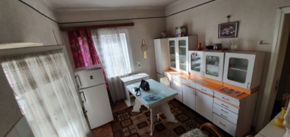 ultracentral-4-camere-in-vila-etaj1-su-125mp-teren-liber-181-mpgaraj-98000-euro-7