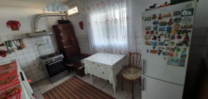 central-zona-valeni-etaj-la-casa-ter-210mp-140000-euro-4