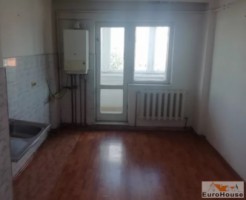 apartament-de-vanzare-4-camere-decomandat