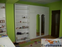 apartament-de-vanzare-4-camere-decomandat-centru-1