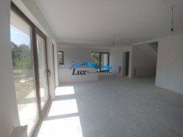 lux-imobiliare-vinde-casa-in-satu-nou-de-jos-2