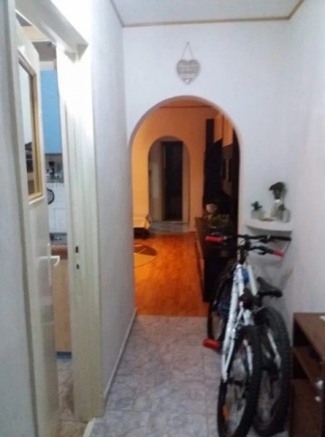 apartament-2-camere-decomandat-zona-biserica-rosetti-1