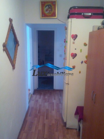 lux-imobiliare-vinde-apartament-2-camere-petru-rares-2