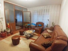 lux-imobiliare-vinde-apartament-cu-posibilitate-achizitionare-garaj-1