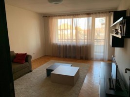 inchiriez-apartament-mobilat-si-utilat-brasov-central-1