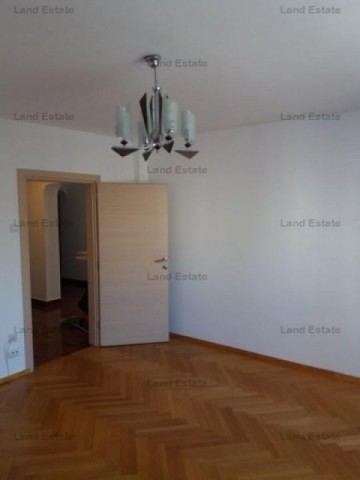 4-camere-pitat-victiriei-2