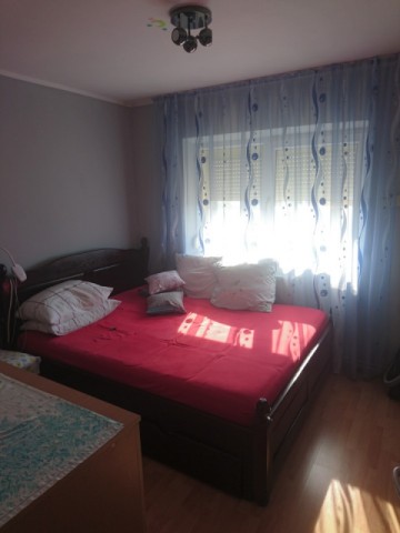 apartament-2-camere-liceul-economic-2