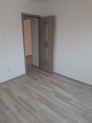 apartament-2-camere-decomandat-modern-renovat-strnicolae-iorga-4