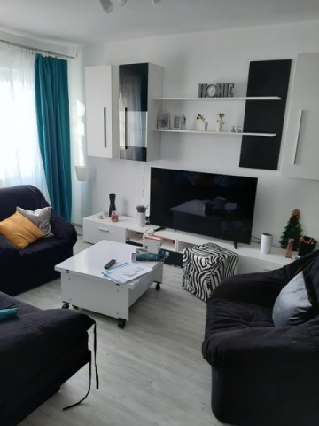 apartament-2-camere-mobilatutilat-zona-marchian