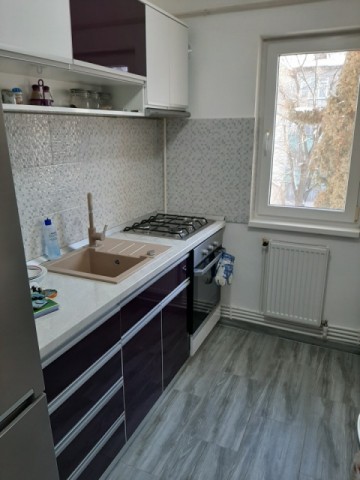 apartament-2-camere-mobilatutilat-zona-marchian-2