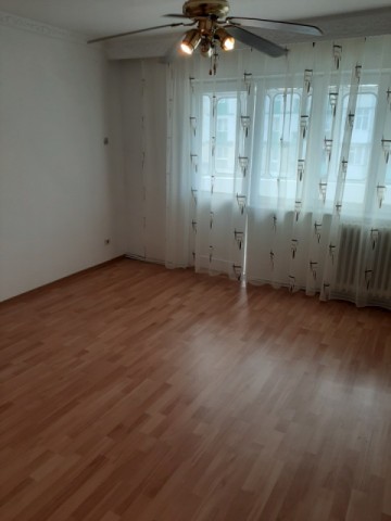 apartament-4-camere-primaveriiscoala-12-2