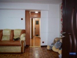 apartament-3-camere-crangasi-7