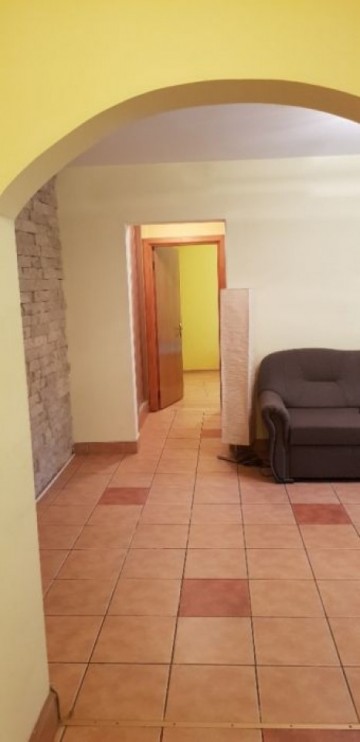 apartament-cu-2-camere-in-zona-drumul-taberei-3