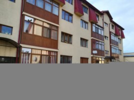 apartament-2-camere-decomandat-zona-terezian-o-parcare-gratuita-6