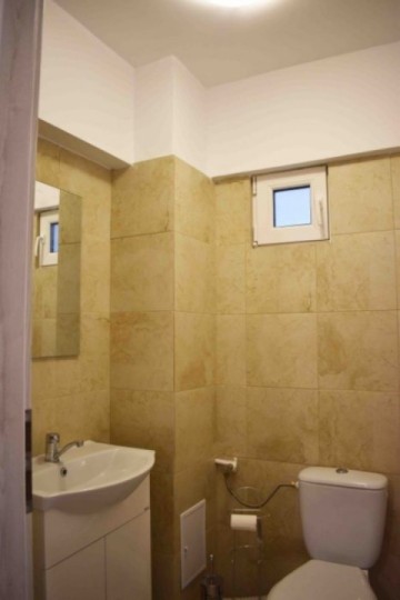 apartament-cu-3-camere-in-zona-drumul-taberei-4