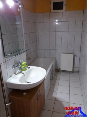 inchiriez-apartament-3-camere-decomandatzona-terezian-8